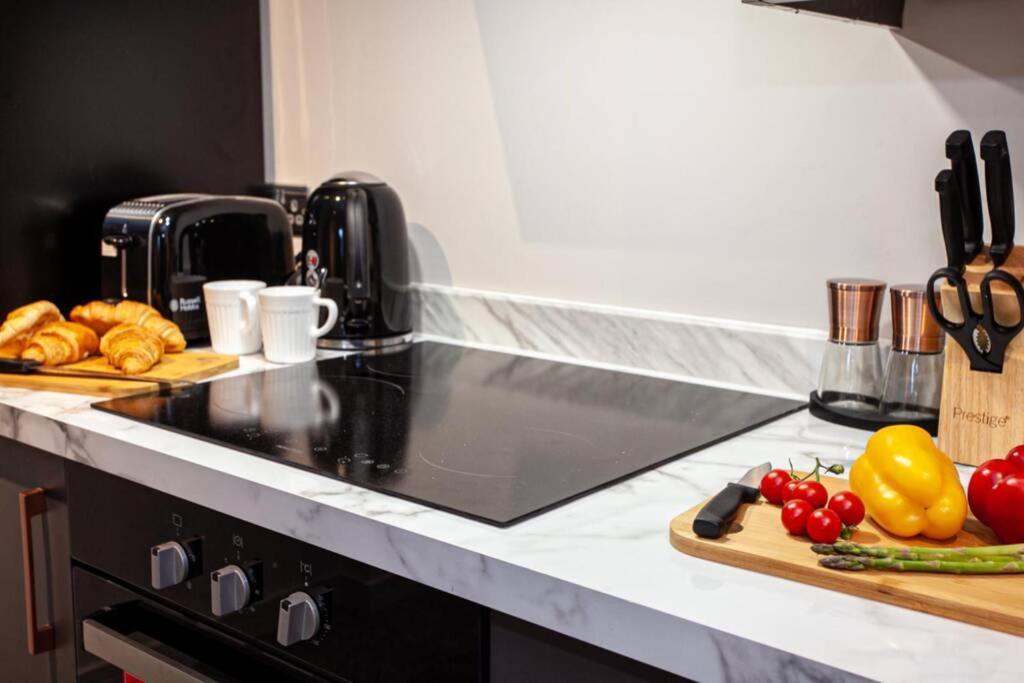 Fabulous Newly Refurbished Apartment - Great Links Bury  Kültér fotó